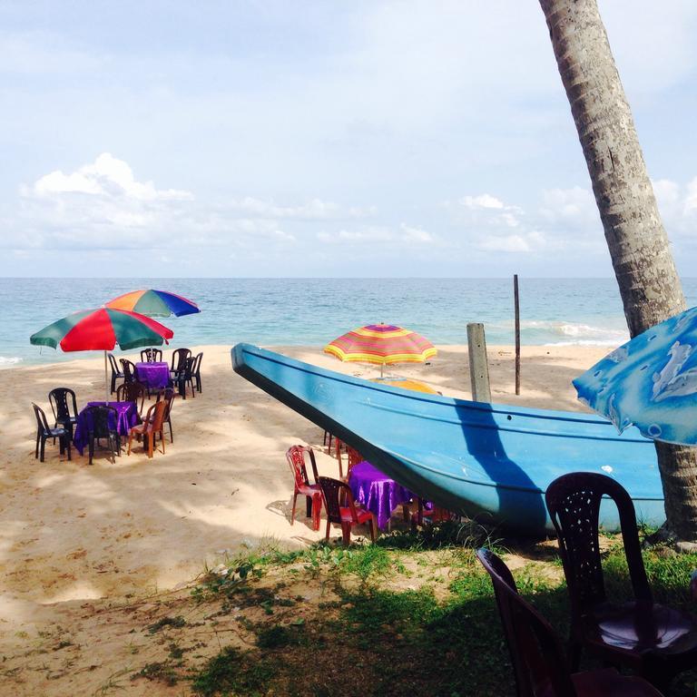 Rainbow Beach Hotel Hikkaduwa Extérieur photo