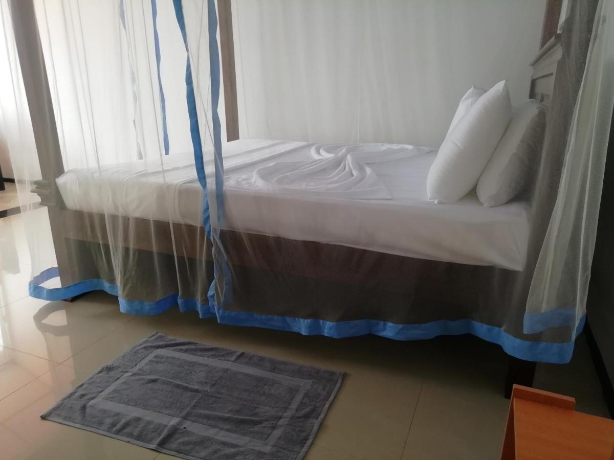 Rainbow Beach Hotel Hikkaduwa Extérieur photo